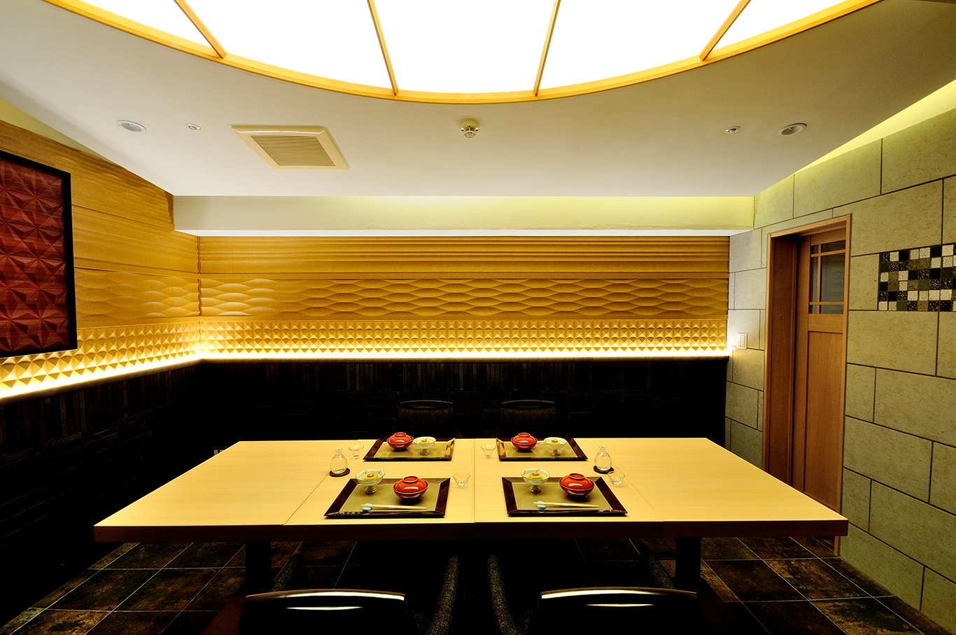レンブラントホテル海老名 日本料理「四季」ホール席（個室）